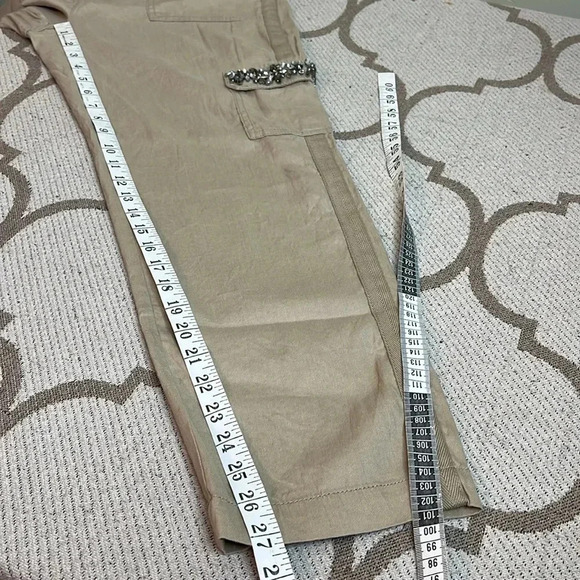 🤍Chico’s Casual linen blend Embellished Utility Crop Pants, XS/2 - Picture 9 of 17